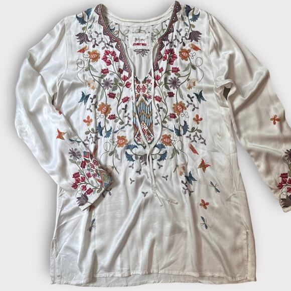 Johnny Was Biya Blair Satin Tunic Blouse Women’s medium Embroidered Ivory Boho - Picture 12 of 12